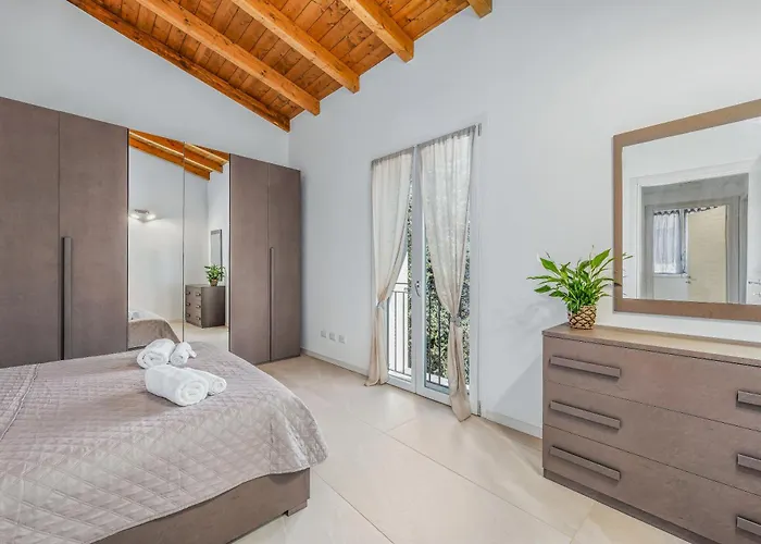 Loft Spina Di